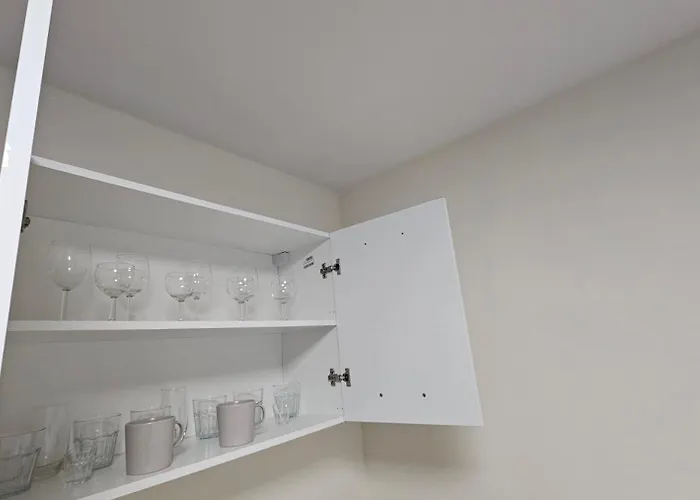 Batorego16 Yellow Варшава