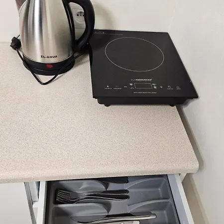 Batorego16 Yellow * Varsovia